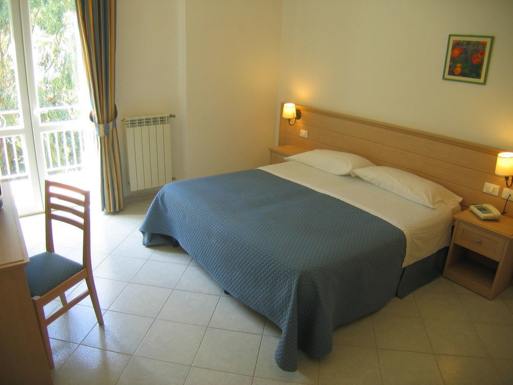 Hotel Europa Ischia Exterior photo